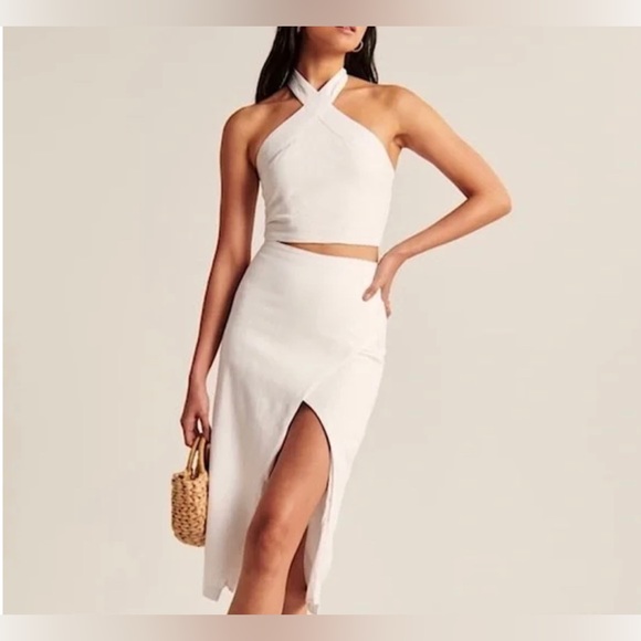Abercrombie & Fitch Dresses & Skirts - Abercrombie & Fitch Linen-Blend Midi Skirt